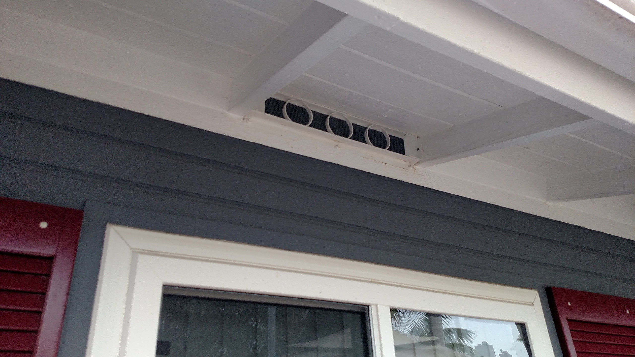 EZRvent Easy Eave AV200 Installed by DIY customer